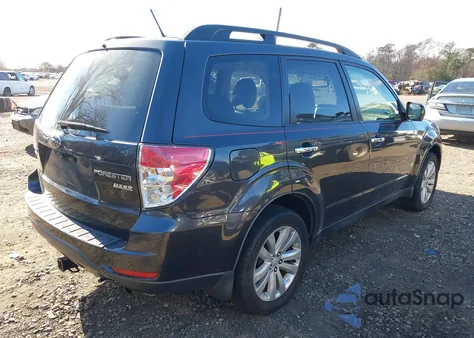 2012 Subaru Forester 2.5X Premium из США, поврежденный, VIN JF2SHADC5CH433638